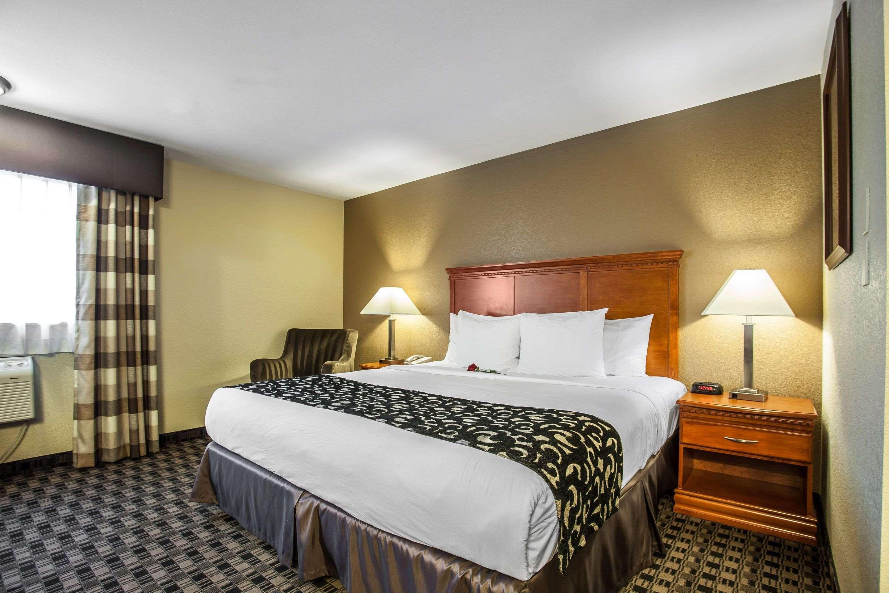Clarion Inn Renton-Seattle Ngoại thất bức ảnh