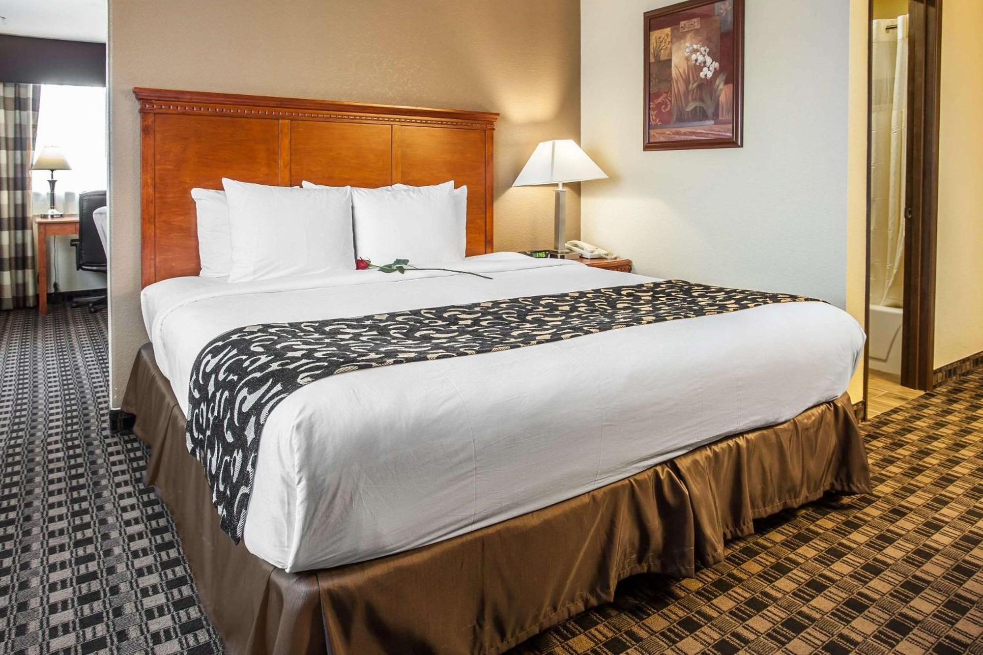 Clarion Inn Renton-Seattle Ngoại thất bức ảnh